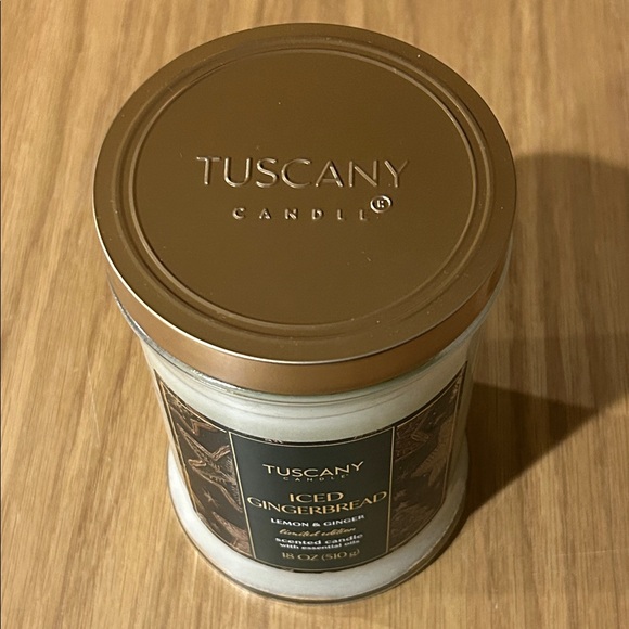 Tuscany Candle Iced Gingerbread Scented Candle Limited Edition - Picture 13 of 16